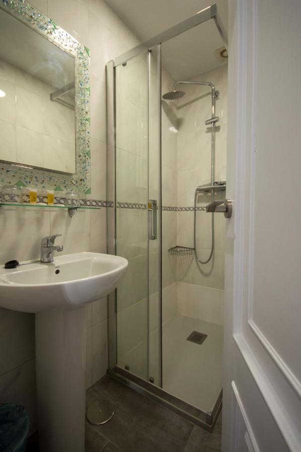 Hotel Marin Ngoại thất bức ảnh